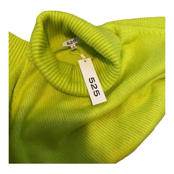 525 America Sweater Women Medium Green Relaxed Turtleneck NWT - Picture 8 of 9
